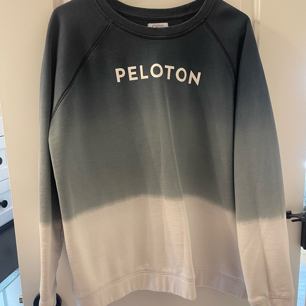 Peloton Crewneck Sweatshirt Size XL